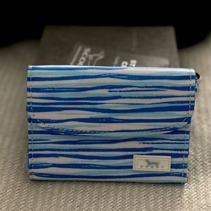 NWT – SCOUT Street Cred Card Holder (Serene Dion)